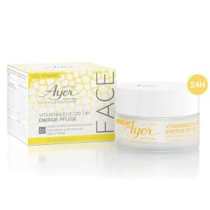 Ayer Harriet Hubbard with Q10 and Vitamins